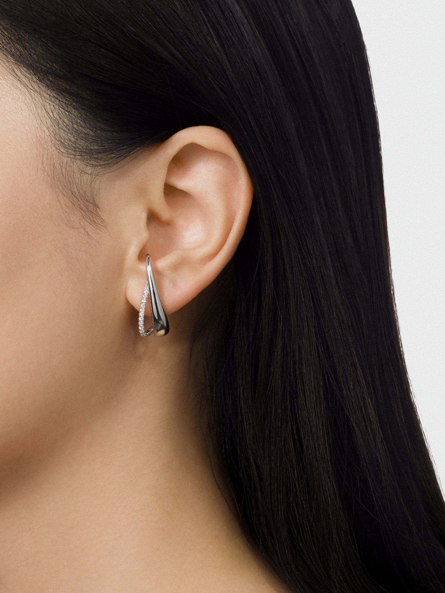 Linea Earring