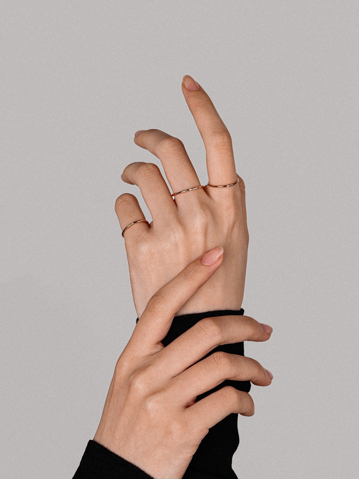 Equilibrium Ring with Diamonds