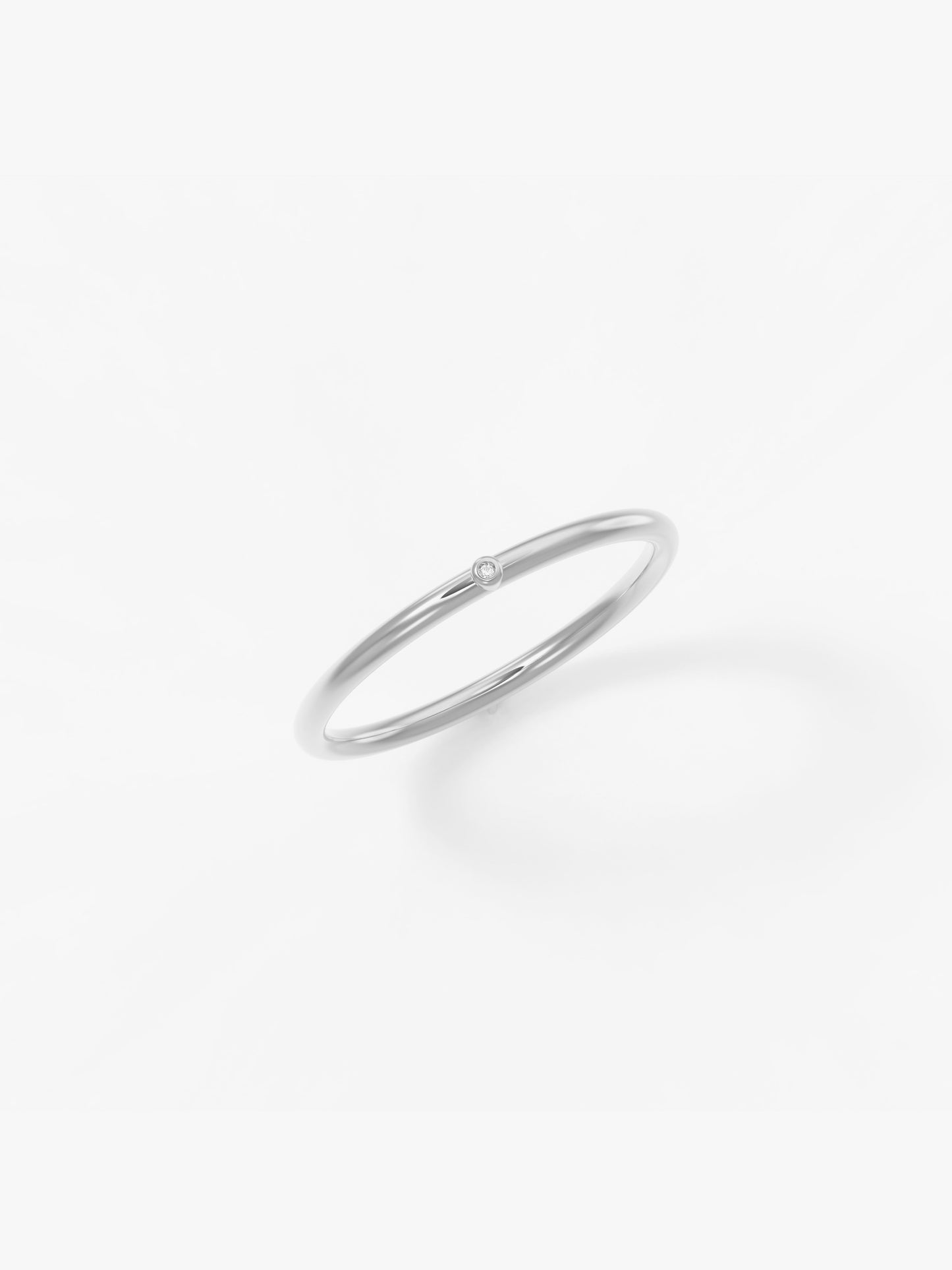 Equilibrium Ring with Diamonds