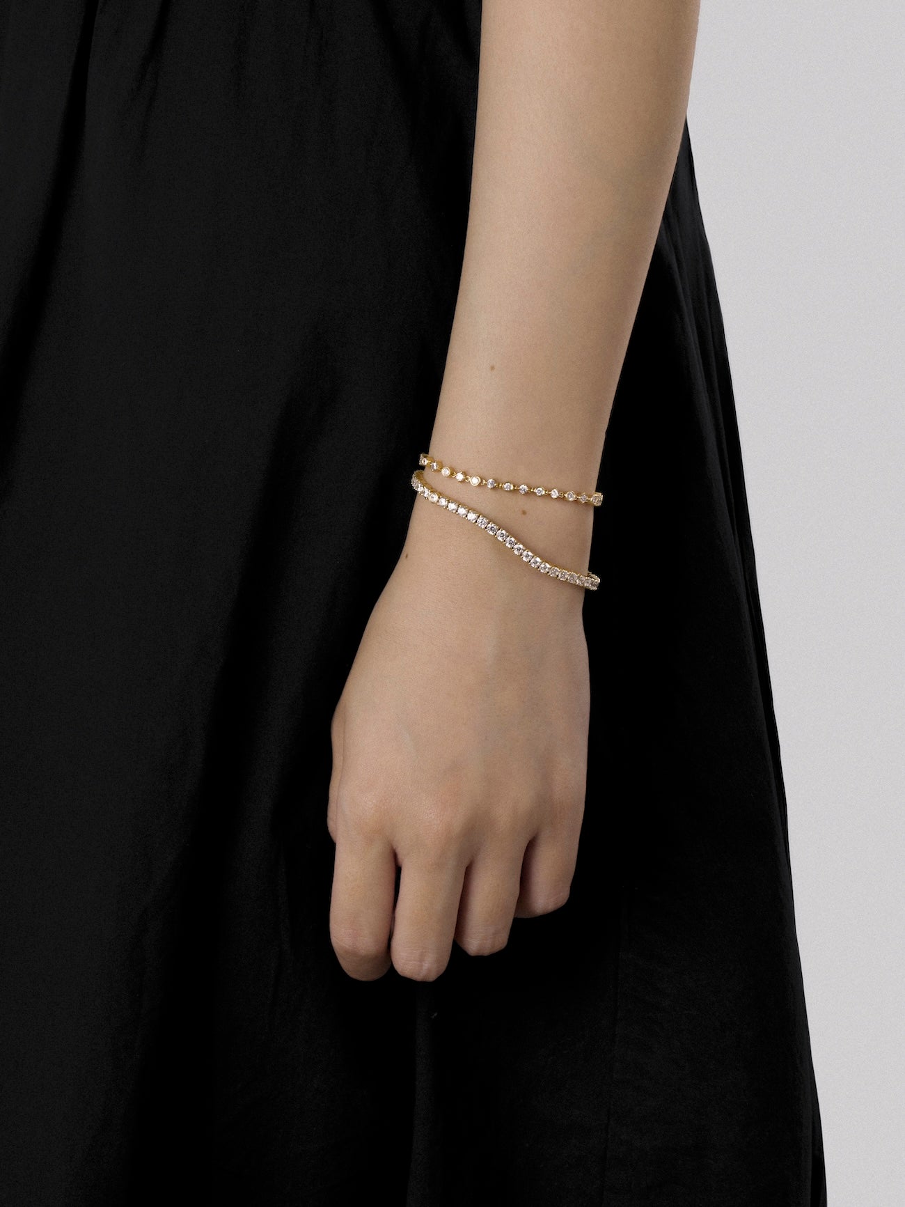 LEPOON Continuous Diamond Bracelet