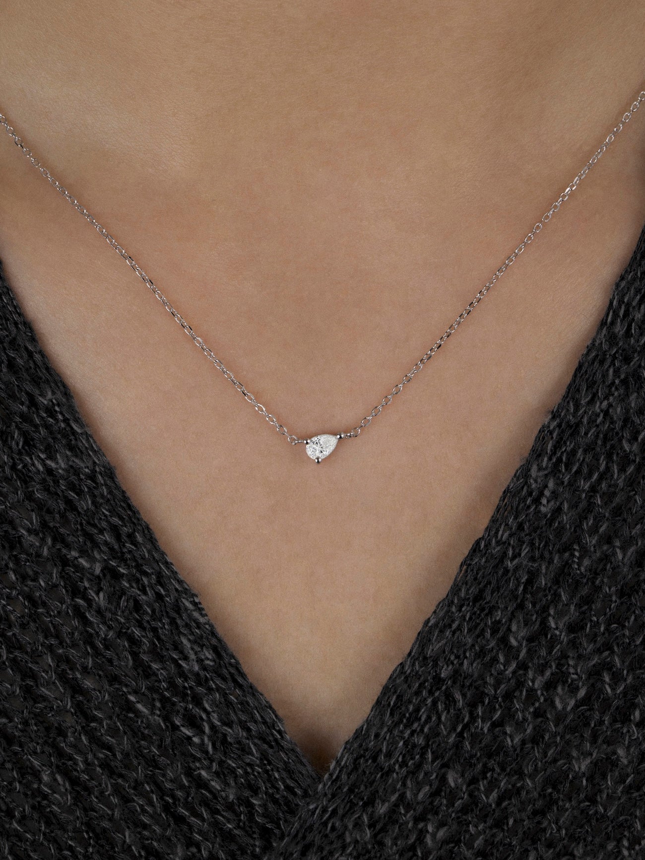 LEPOON Teardrop Diamond Necklace