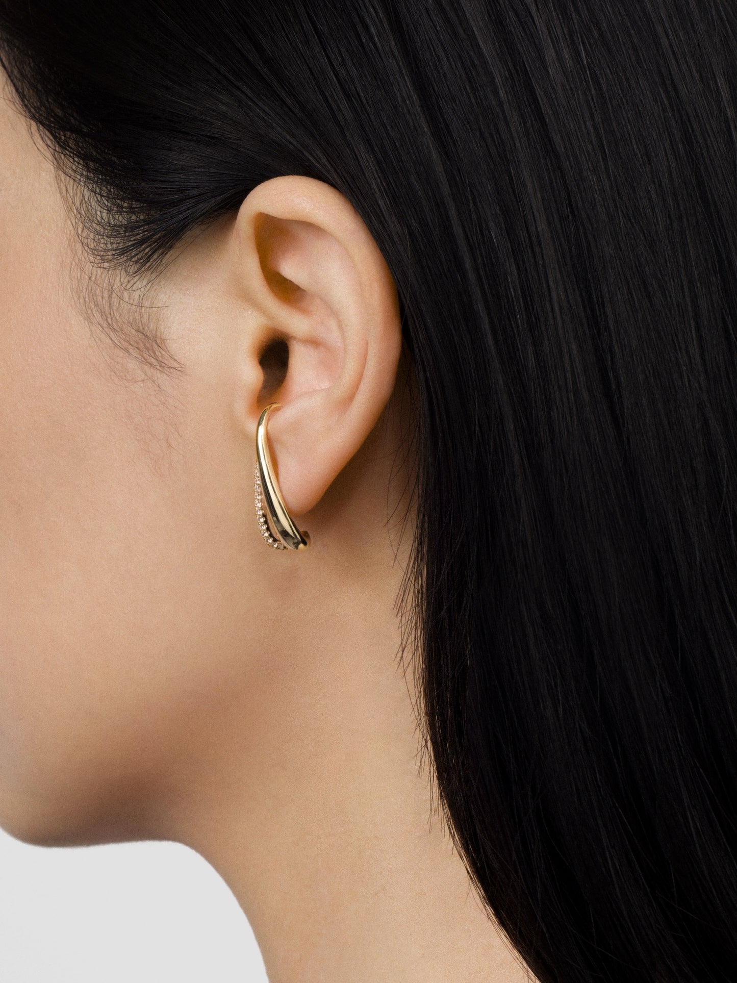Linea Earring